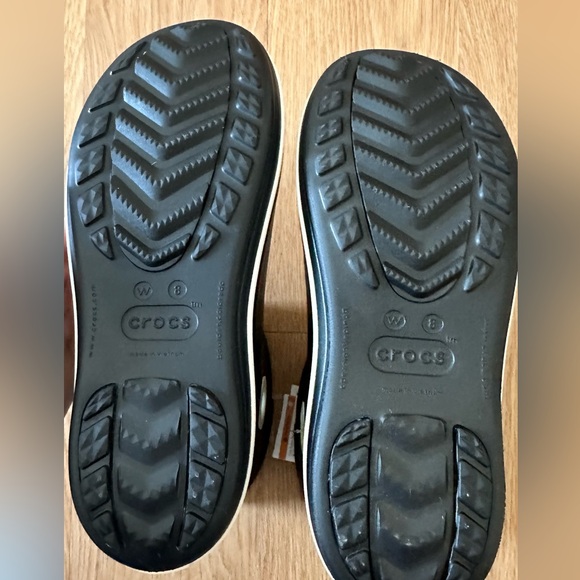 CROCS Black Women’s boot Jaunt Shorty Rain Boots Never Worn NWT - Picture 5 of 6